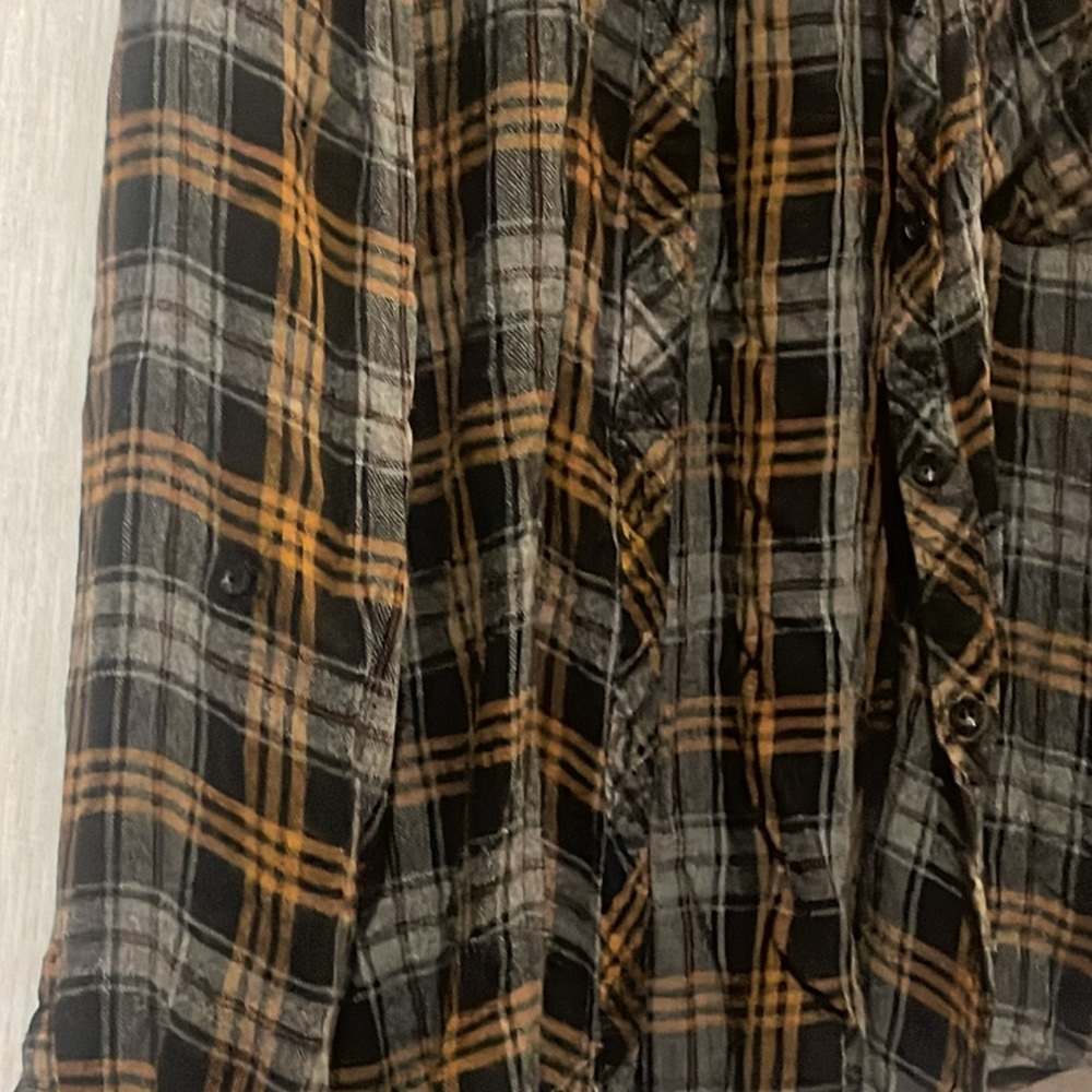 Flannel - Large - Picture 2 of 7